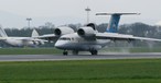 Antonov An-74, eine Variante der An-72:  Das Flugzeug ...