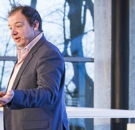 An der Aviation Conference in Hamburg sprach KLM's Gert Wim ter Haar über die Punkte, die die Airline auf Social Media so erfolgreich machen.