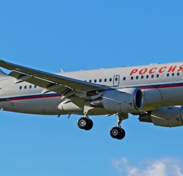 Der Airbus A319 bei der Landung in Genf: Sondergenehmigung.
