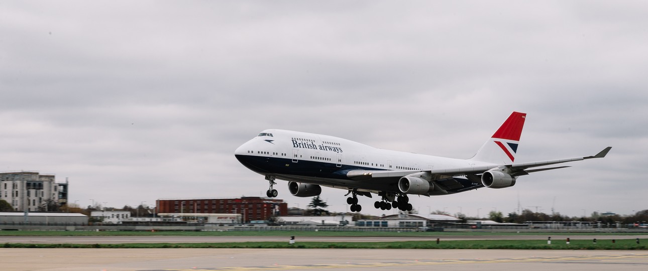 Den Abschluss macht die Boeing 747 mit der sogenannten Negus-Lackierung.