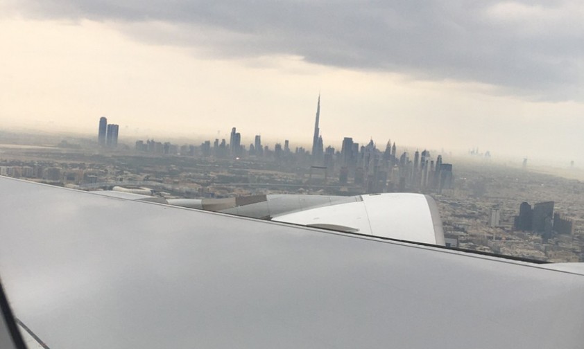 Start vom Dubai International Airport (hier zu in einem Airbus A380 von Emirates): Der israelische Geheimdienst hat ein Problem mit dem Flughafen.