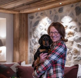 Meike-Cathérine Bambach, Gastgeberin BelArosa Chalet