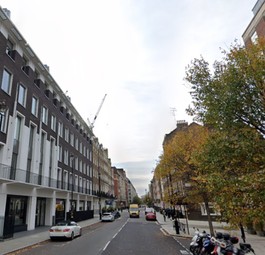 Seymour Street in London: Im Backsteingebäude mit den weißen Säulen links sitzt der neue Mehrheitseigentümer von Condor.