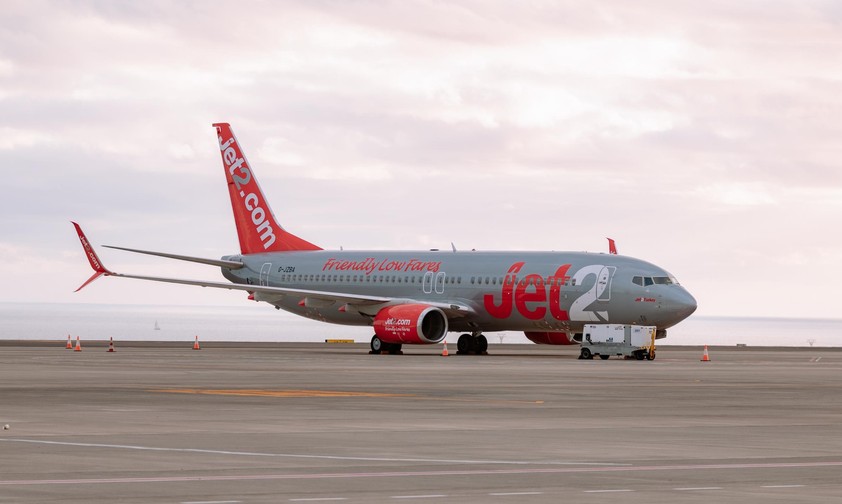 Boeing 737-800 von Jet 2 (Archivbild): Tragischer Vorfall an Bord eines Fluges.