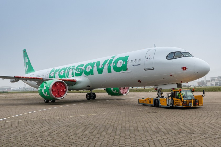 Transavias erster Airbus A321 Neo im neuen Design.