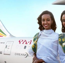 Flugbegleiterinnen vor einem Dreamliner: Fliegt Ethiopian Airlines künftig auch mit A350?