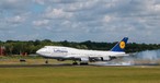 Landung einer Boeing 747 in Twente: Die Jumbo-Jets müssen nicht ewig bleiben.