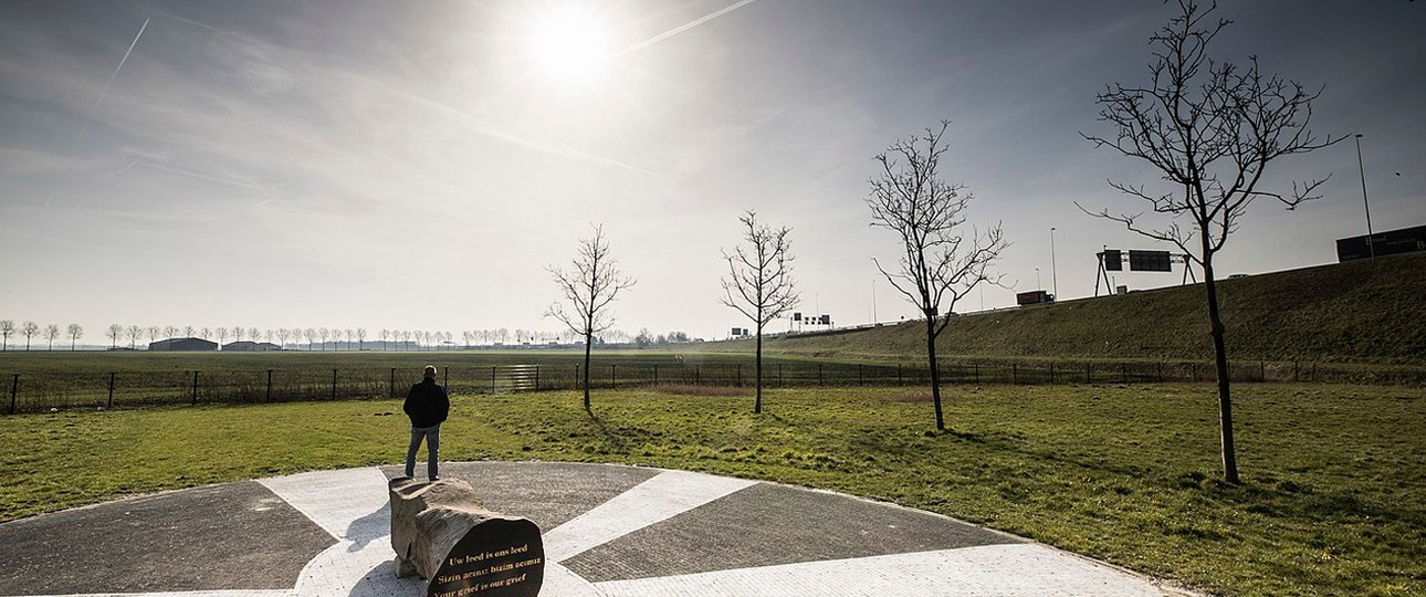Denkmal für die Opfer des Poldercrashs: Neun Menschen starben beim Unglück.
