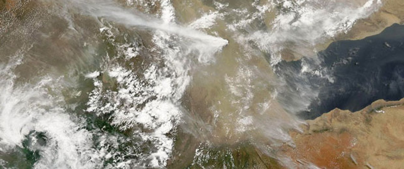 Satellitenbilder der Aschewolke über Nordafrika