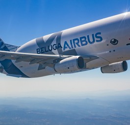 Airbus Beluga XL: Passen zwei A350-Flügel rein.