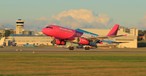 Airbus A320 mit der Kennung HA-LPD: Das Flugzeug gehörte zu den ersten sechs Flugzeugen von Wizz Air. 2014 musterte Wizz Air den Jet aus.