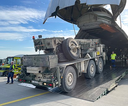 Europäische Nato-Staaten brauchen private Transportkapazitäten.