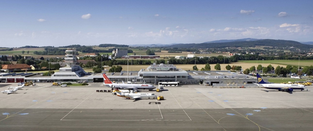 Flughafen Linz: Gestörte Idylle.