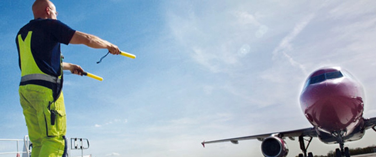 Flieger am Flughafen Lübeck: Künftig mit Heimairline?