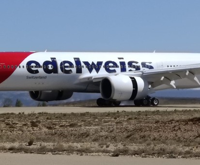 Edelweiss' zweiter frisch lackierter Airbus A350 in Teruel gelandet