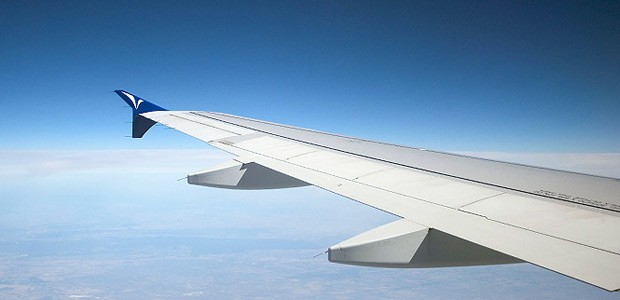 Tragfläche eines Airbus von Hamburg Airways: Die Flieger sind zurück bei der Eigentümerin in Irland.