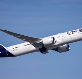 Boeing 787-9 von Lufthansa: Die Fluglinie will Nachschub - stößt aber auf ein neues Problem.