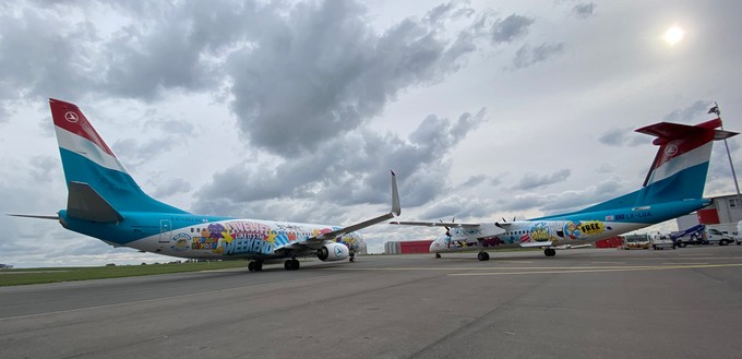 Die Boeing 737-800 mit dem Kennzeichen LX-LGU und die De Havilland Canada Dash 8-400 mit dem Kennzeichen LX-LQA.