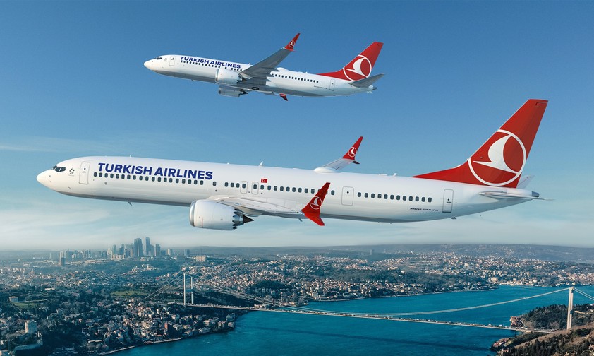 Boeing 737 Max 8 im Hintergrund, Max 10 im Vordergrund: In der Bestellung ist es anders herum.