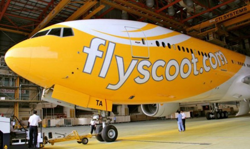 Der erste Flieger in neuer Bemalung ist startklar