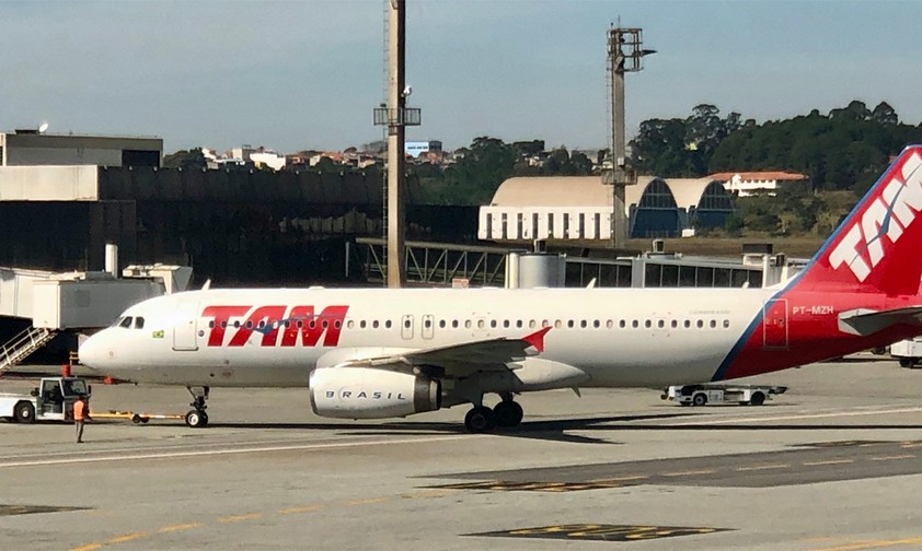 Airbus A320 von Latam: Die ältesten Exemplare tragen noch die lackierung der Vorgängerairline TAM.