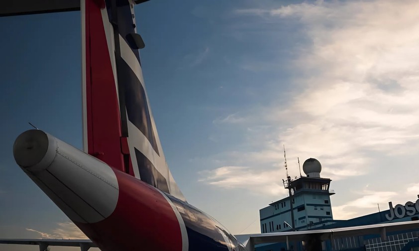 Flugzeug von Cubana de Aviación in Havanna: Die Airline hat keine geeigneten Flugzeuge für die Flüge nach Europa.