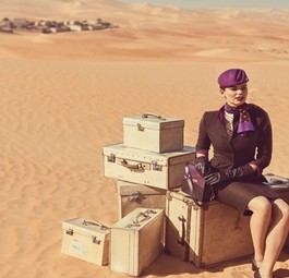 Das sind die neuen Uniformen von Etihad. Ziel war ein Mix aus klassischer Eleganz und praktischen Elementen.