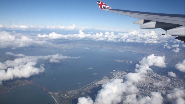 Platz 5: San Francisco. Beim Abflug aus einer der schönsten Städte Amerikas ist es egal, auf welcher Seite Sie sitzen. Sie werden mit einem Blick auf Alcatraz, das Hafenbecken und natürlich die Golden Gate Bridge verabschiedet.