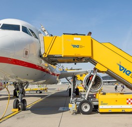 Airbus A320 von Lauda am Flughafen Wien: Der Flughafen testet mit Ryanair zusammen den 25-Minuten-Turnaround.