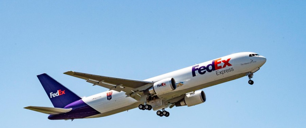 Fedex' neuer Flieger: Die 100. Boeing 767 hat einen Sticker auf dem Rumpf.