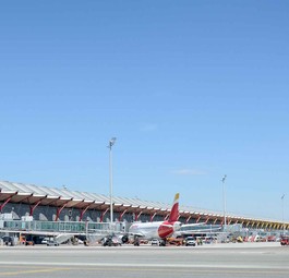 Das Terminal 4 am Flughafen Madrid Barajas: Die spanische Regierung hat große Pläne.