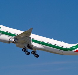 Der erste A330-200 für Alitalia im Jahr 2010: Ordert die Nachfolge-Airline auch bei Airbus?