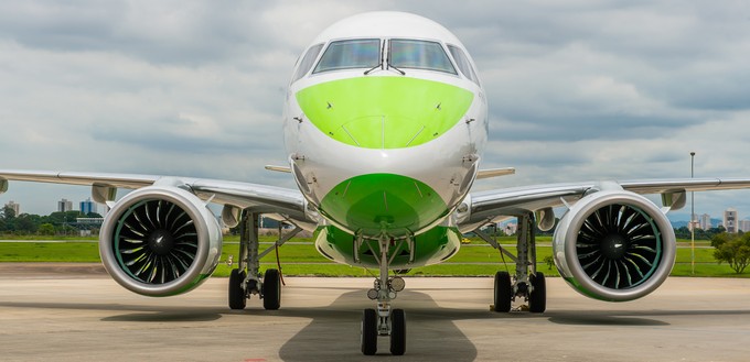 ... fünf der Flugzeuge bestellt. Jedes wird 132 Sitzplätze haben.