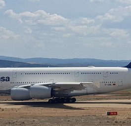 Airbus A380 von Lufthansa in Teruel: Die Airline holt die Flieger langsam zurück.