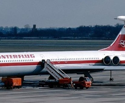 Eine Iljuschin Il-62 von Interflug: Die Unglücksmaschine war erst zwei Jahre vor dem Absturz als erste Il-62 in den Dienst von Interflug gestellt worden.