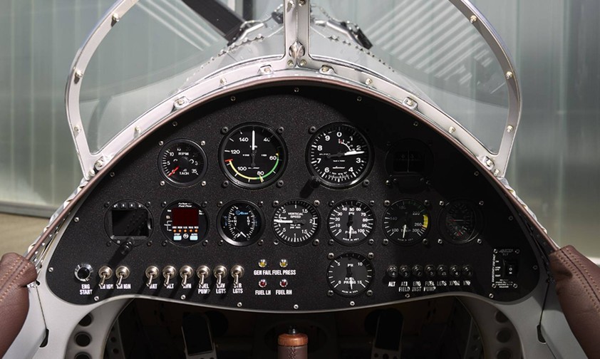 Das Cockpit der Junkers A50 Heritage: Keine Bildschirme.