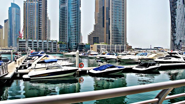 Rang 6: Europa-Naher Osten. Ebenfalls 3 Prozent, 35,9 Millionen Passagiere. (Marina-Hafen in Dubai)