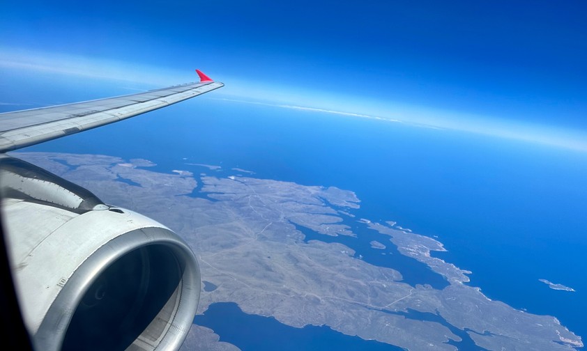 Blick aus einem Airbus A320 von Latam auf den südlichen Teil von Ostfalkland: Missgeschick bei British Airways.