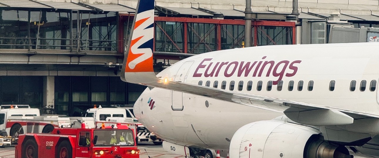Eine Boeing 737-800 in Eurowings-Schriftzug und Smartwings-Winglet: Eurowings hat die Flugzeuge für drei Jahre geleast.