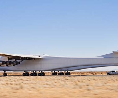 Das weltgrößte Flugzeug kann schon 74 km/h