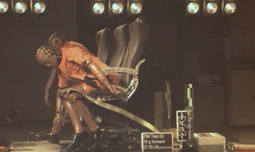 Test von Flugzeugsitzen: Nur männliche Dummies