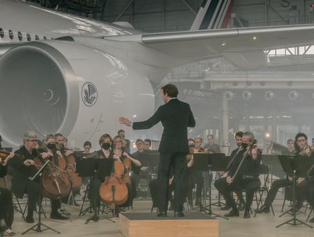 Daniel Harding: Er dirigierte auch schon im Hangar. 