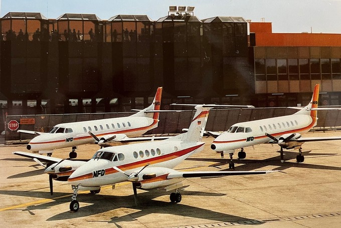 Der NFD-Nürnberger Flugdienst setzte anfangs Metroliner und Beech King Air 200 ein.