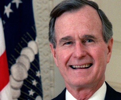 George Bush Intercontinental Airport in Houston, Texas ist nach dem 41. Präsidenten der USA benannt.