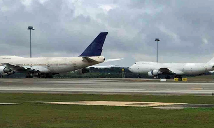 Zusammen mit TF-ARH stehen die Jumbo-Jets am Flughafen von Kuala Lumpur seit Jahren herum.