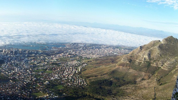 Rang 9: Kapstadt - Johannesburg. Blick vom Tafelberg auf Kapstadt.