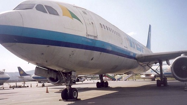 Airbus A300 in Frachtversion mit der Kennzeichnung PP-SNM. Standort: São Paulo Guarulhos. Aktuelles Höchstgebot: 14'210 Euro.