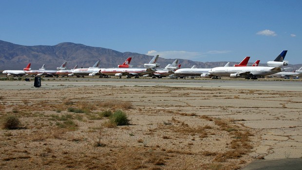 DC-10 im Mojave Airport, wo alte Flieger parkiert werden: In der Nähe plant Büchel seine Installation.