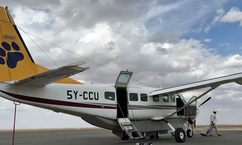 Landung einer Cessna Caravan in Kenia: Gemacht für raue Pisten.
