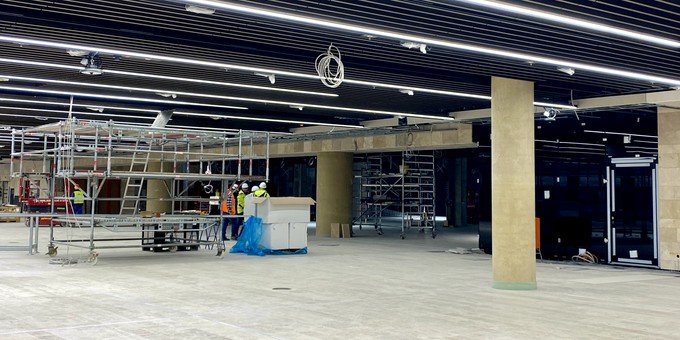 Der Raum hinter der Check-in-Halle: Hier werden die Sicherheitskontrollen erfolgen.